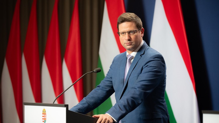 Gulyás Gergely , kórház, miniszterelnökség