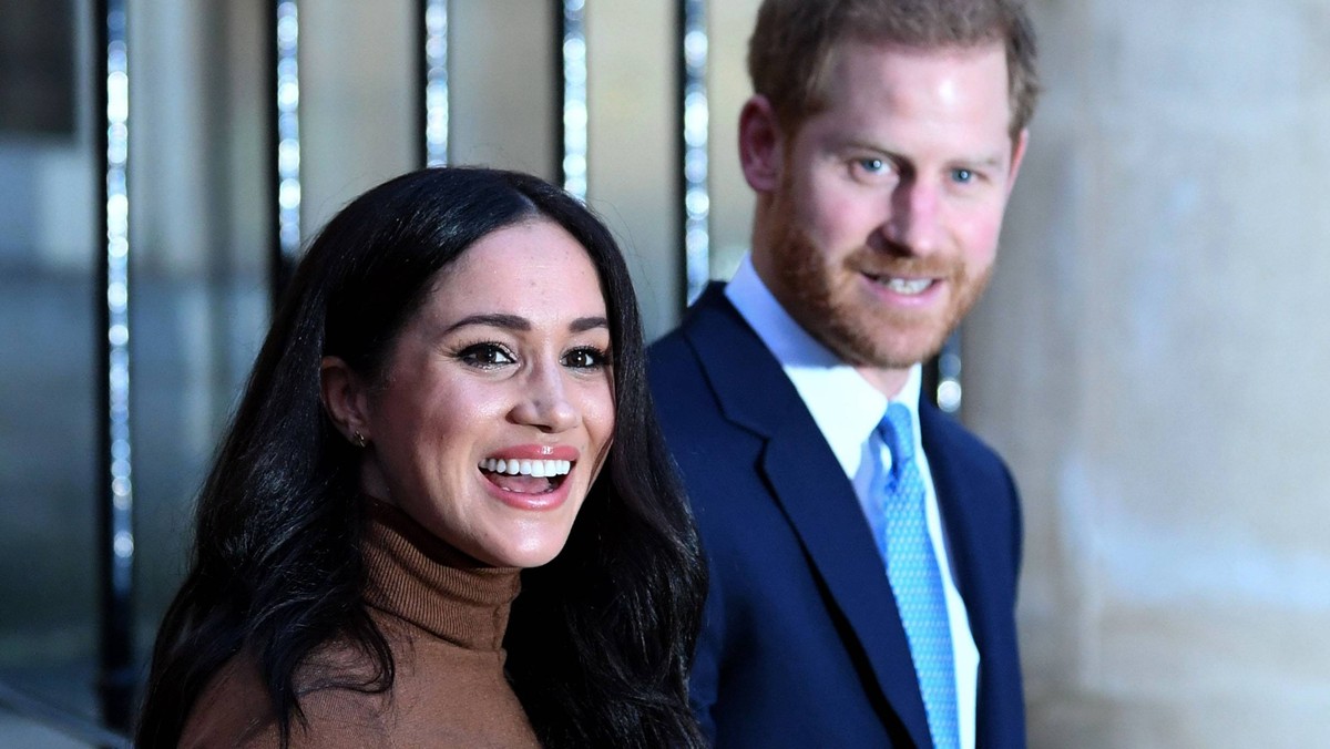 Meghan i Harry wracają do Londynu rok po wyprowadzce. "Personel jest w gotowości"