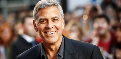 George Clooney podlizuje się teściowej