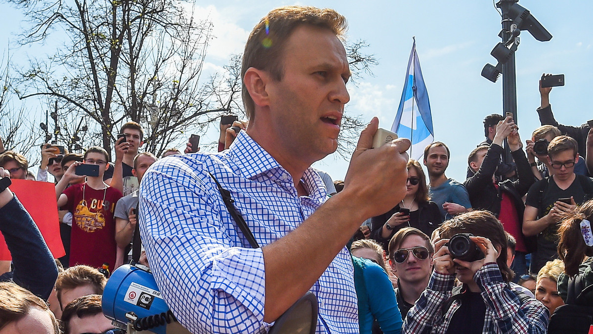 Aleksiej Nawalny, zatrzymany wczoraj na demonstracji w Moskwie, został w nocy zwolniony z komisariatu. Będzie sądzony m.in. za niepodporządkowanie się poleceniom policji; rozprawa odbędzie się 11 maja.