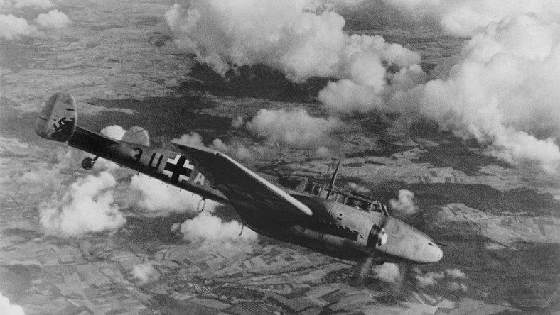 II wojna światowa. Niemiecki samolot nad Polską
