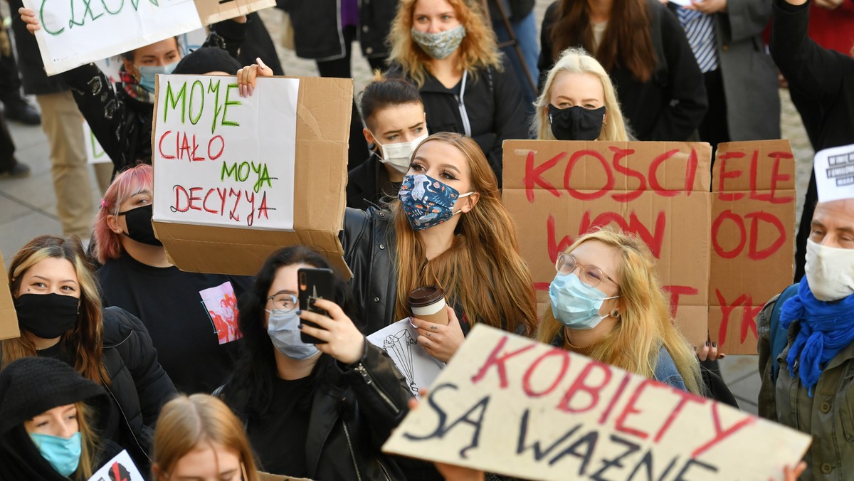 Uczestnicy protestu w Warszawie