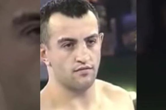 POKUŠALI DA PLATE 100.000 DOLARA ZA SLOBODU Otkriveno kako bivši crnogorski bokser i njegovi saučesnici hoće da izbegnu kaznu za ŠVERC 20 TONA KOKAINA