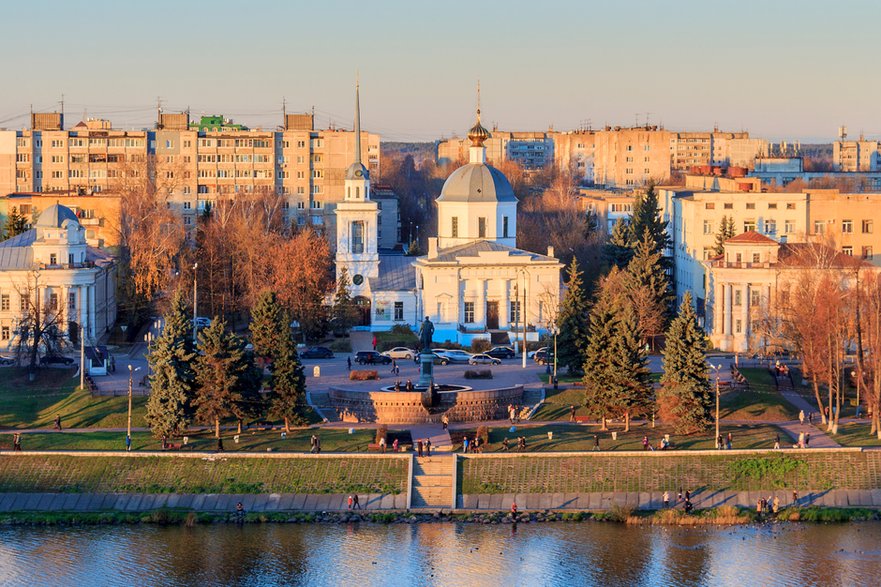 Rosyjski Twer. Spółka zarejestrowana na piętrze baru z wódką pokazała, jak może działać kleptokracja. Fot. Shutterstock.