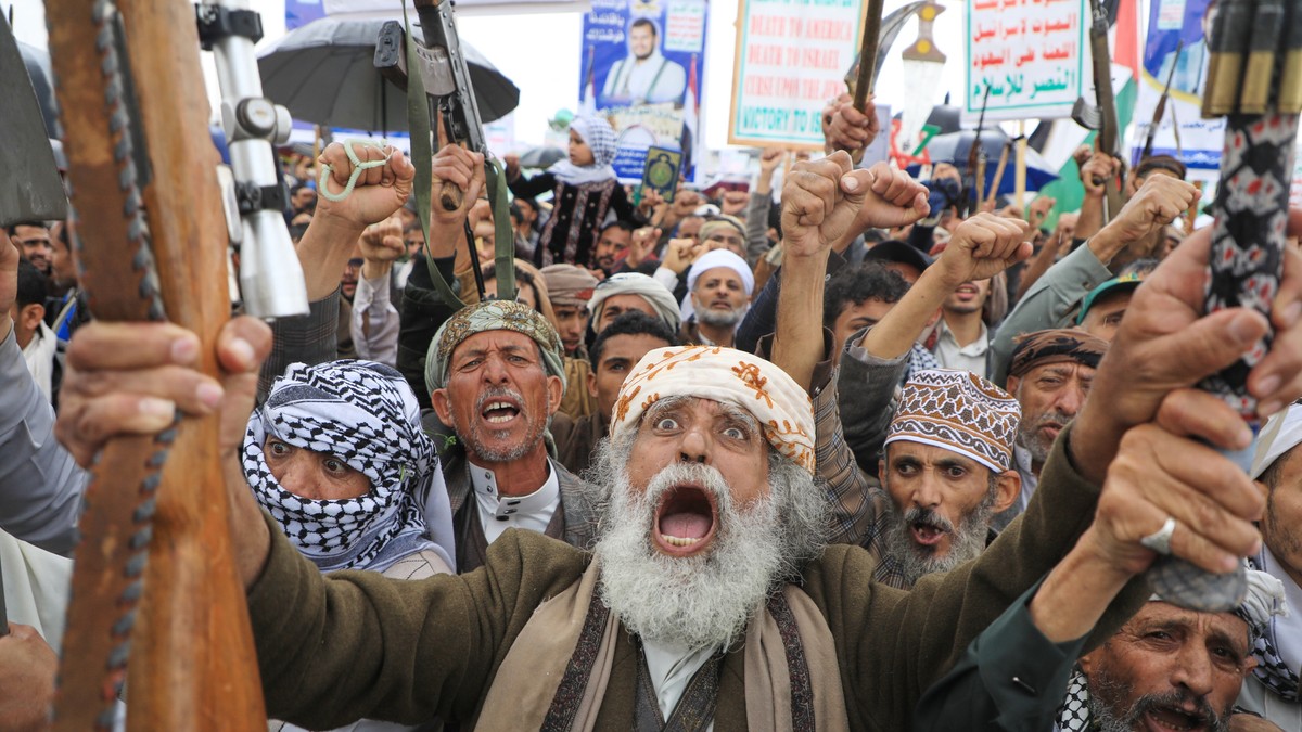 Ljudi koji podržavaju Hute u Jemenu