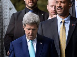 To przez nich? Ceny ropy w górę, podrożał rubel. Trudne negocjacje z Iranem