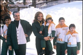 Fara i Reza Pahlavi sa decom