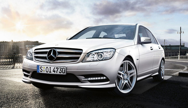 Mercedes-Benz C-Klasa 2010: pierwsze zdjęcia przed planowanym terminem