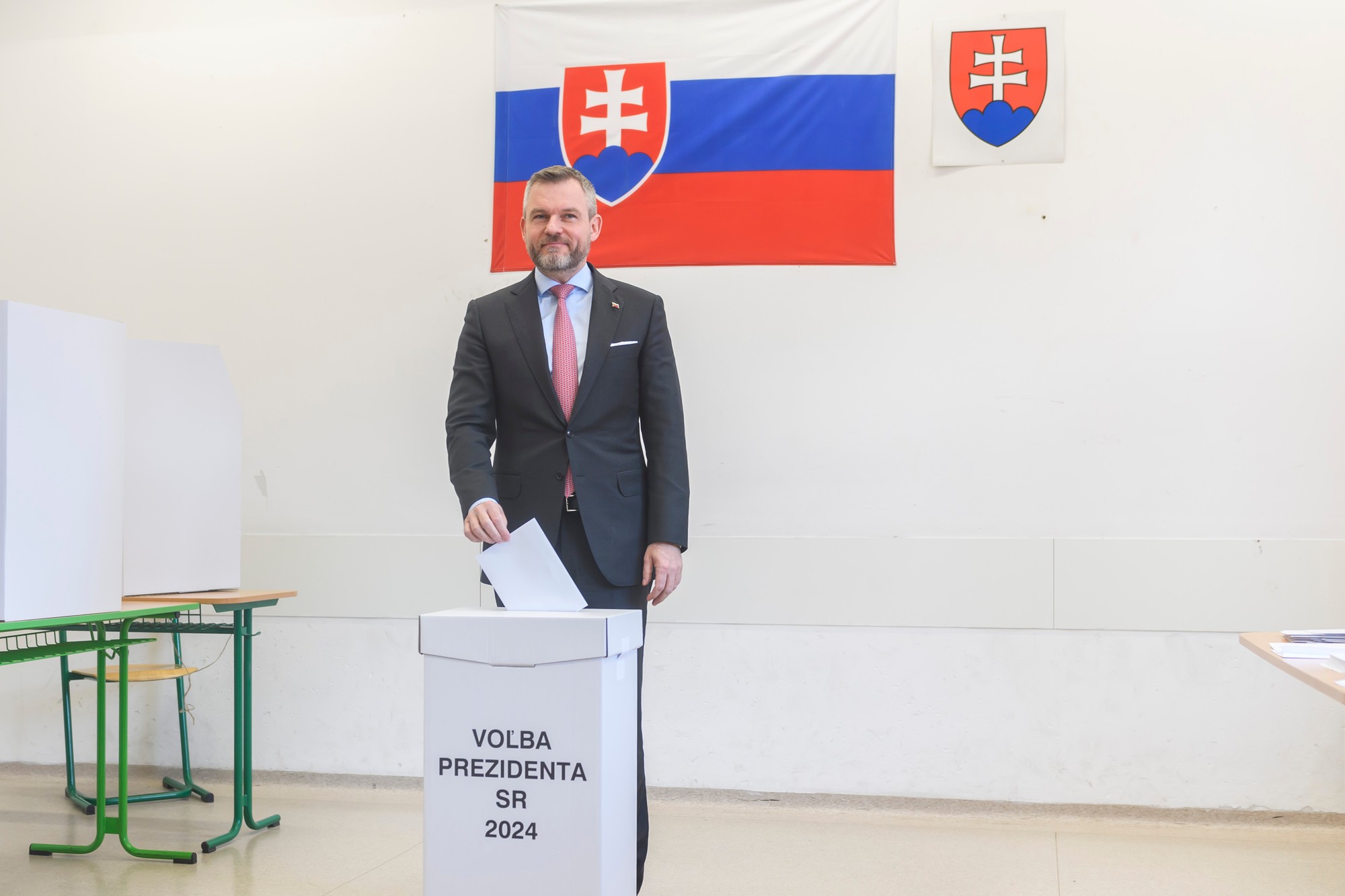 Peter Pellegrini hlasoval v prvom kole prezidentských volieb v Bratislave.