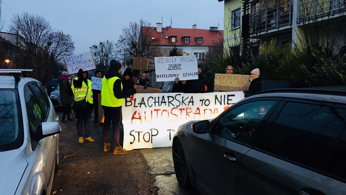 Wrocław: mieszkańcy zablokowali przejazd przez ul. Blacharską