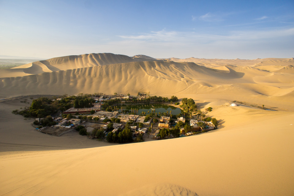 Huacachina - oaza na pustyni w Peru