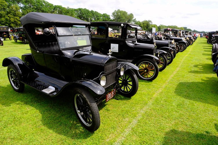 Głównymi konstruktorami auta byli Henry Ford, C. Harold Wills, József Galamb i Jenő Farkas
