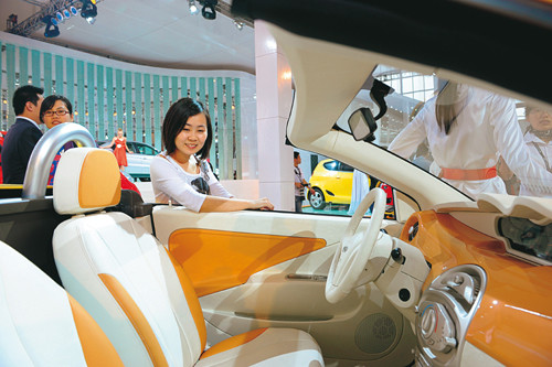 Auto Show Pekin - O tym marzą Chińczycy