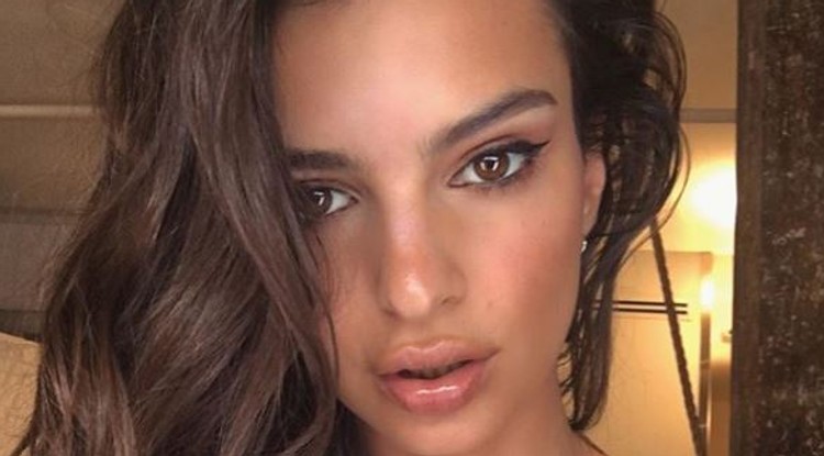 Emily Ratajkowski és a kajapornó fogalmának találkozása - Videó