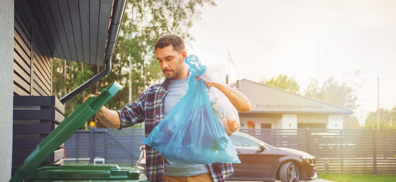 Zwolnienie z opłat za śmieci dotyczy nie tylko seniorów. Nie każdy jednak o tym wie