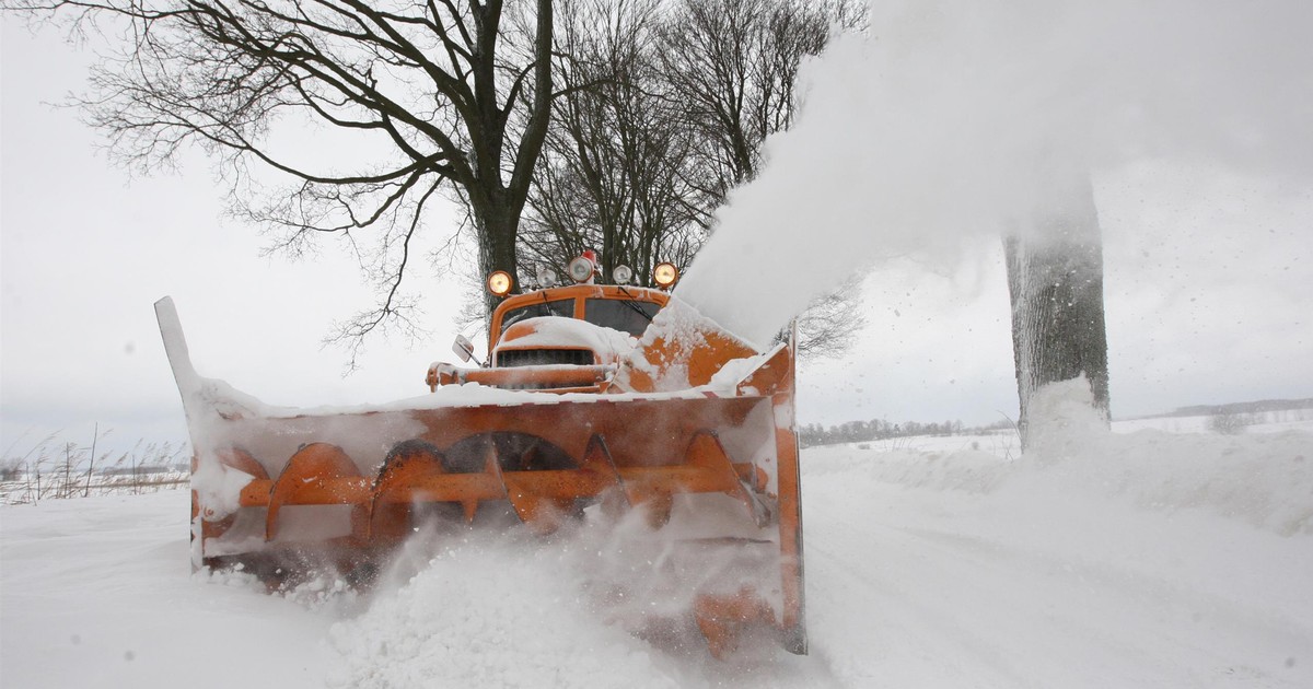 Zima znowu atakuje. Śnieżyce uderzą w ten region Polski. IMGW ostrzega: będą intensywne opady