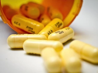 leki farmacja lekarstwa medycyna choroby  suplementy antybiotyki