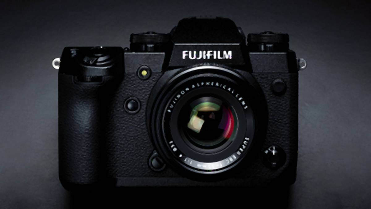Fujifilm X-H1 - flagowy bezlusterkowiec z matrycową stabilizacją i 4K