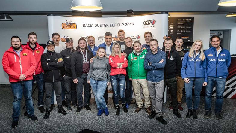 Spotkanie zespołów uczestniczących w Dacia Duster ELF Cup 2017