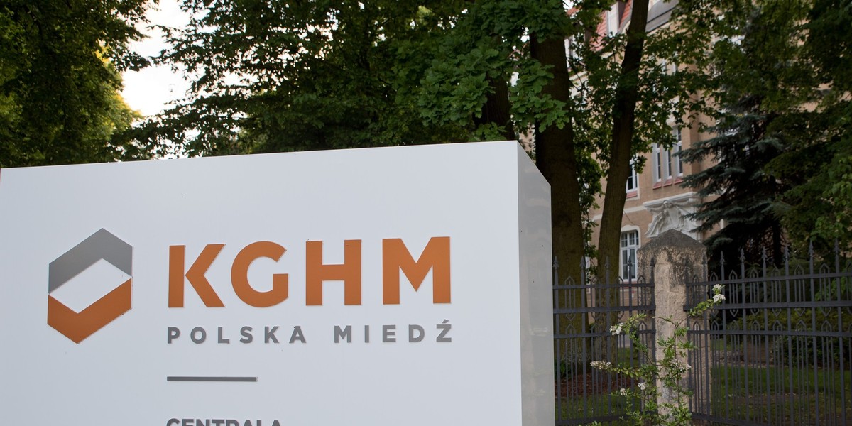 KGHM w ubiegłym roku zmniejszył stratę. Spółka dzieli się zyskami z lat poprzednich