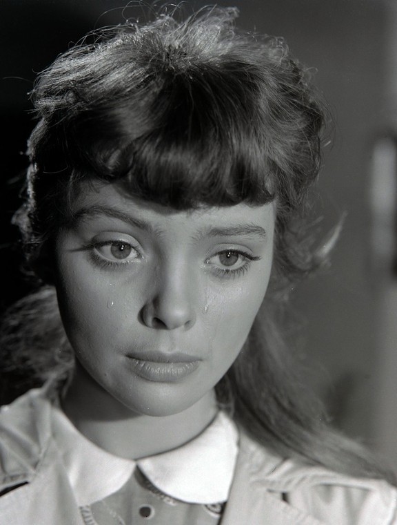 Classify Polish actress