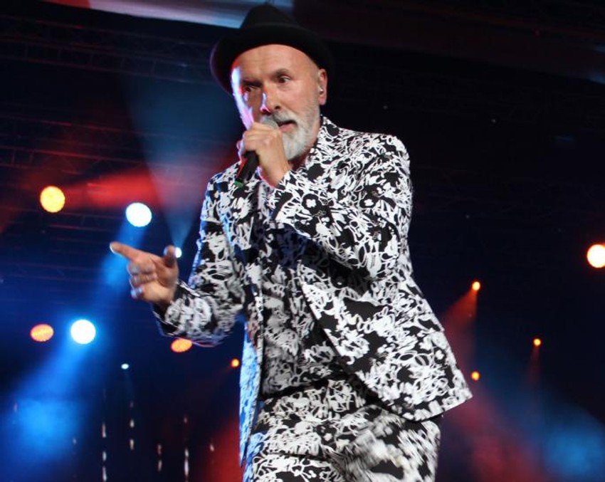 Dino Merlin je voleo sponzorušu