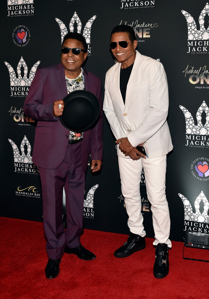  Tito Jackson i Jackie Jackson na 60. urodzinach Michaela Jacksona