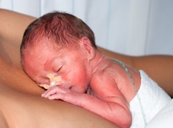 Warto oszczędzić bólu wcześniakom. Eksperci radzą