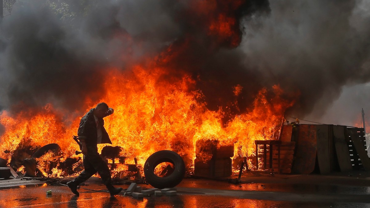 - 15 wojskowych zginęło, a 79 zostało rannych w walkach w ramach operacji antyterrorystycznej prowadzonej przez władze Ukrainy przeciw prorosyjskiej rebelii na wschodzie kraju – przekazał dziś rzecznik Rady Bezpieczeństwa Narodowego i Obrony Andrij Łysenko.