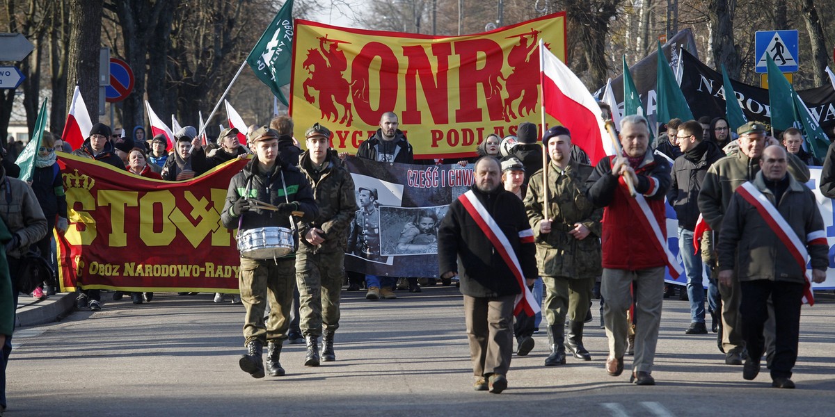 Ustępująca prezydent Warszawy ostrzega, ze jest gotowa rozwiązać Marsz Niepodległości