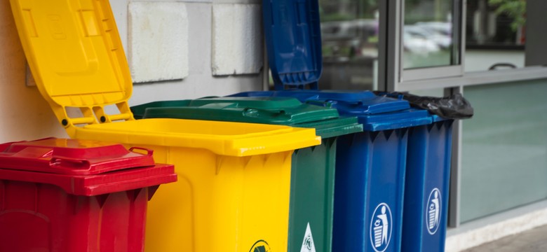 Chaos w opłatach za odpady komunalne. RPO naciska na Ministerstwo Klimatu