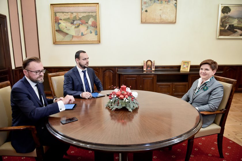 Beata Szydło, Robert Feluś i Mikołaj Wójcik