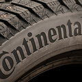 Niemiecki Continental wznawia produkcję opon w Rosji. Tak się tłumaczy