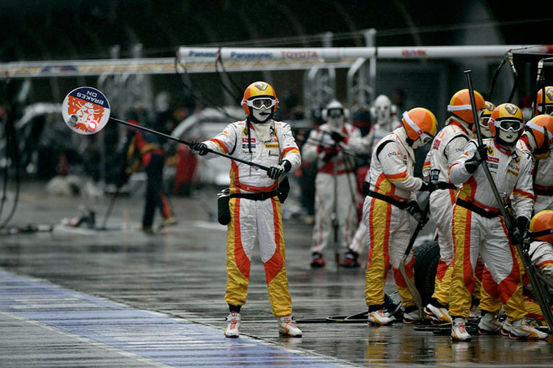 Grand Prix Chin 2009: kulisy wyścigu fotografował Jiří Křenek