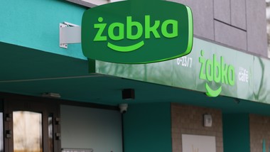 w jakich godzinach otwarta jest żabka w trzech króli? godziny otwarcia