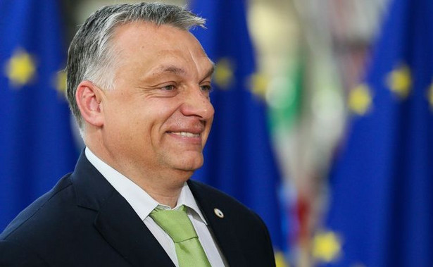 Wstrząs na Węgrzech ws. zamknięcia gazety niezależnej od władz. Właściciel ma dość sporów z Orbanem