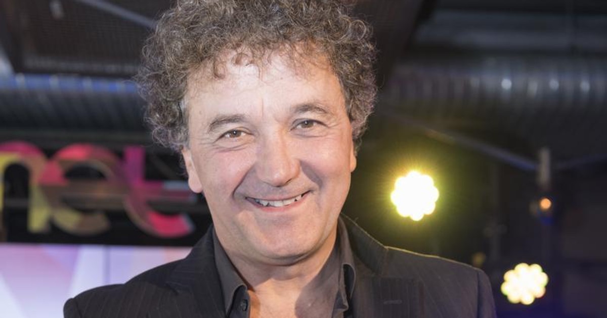 Rangos díjat kapott a születésnapjára Scherer Péter