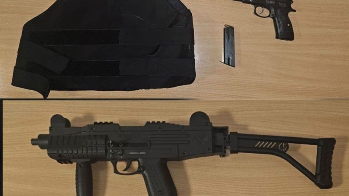 Zaplenjeno oružje i pancir