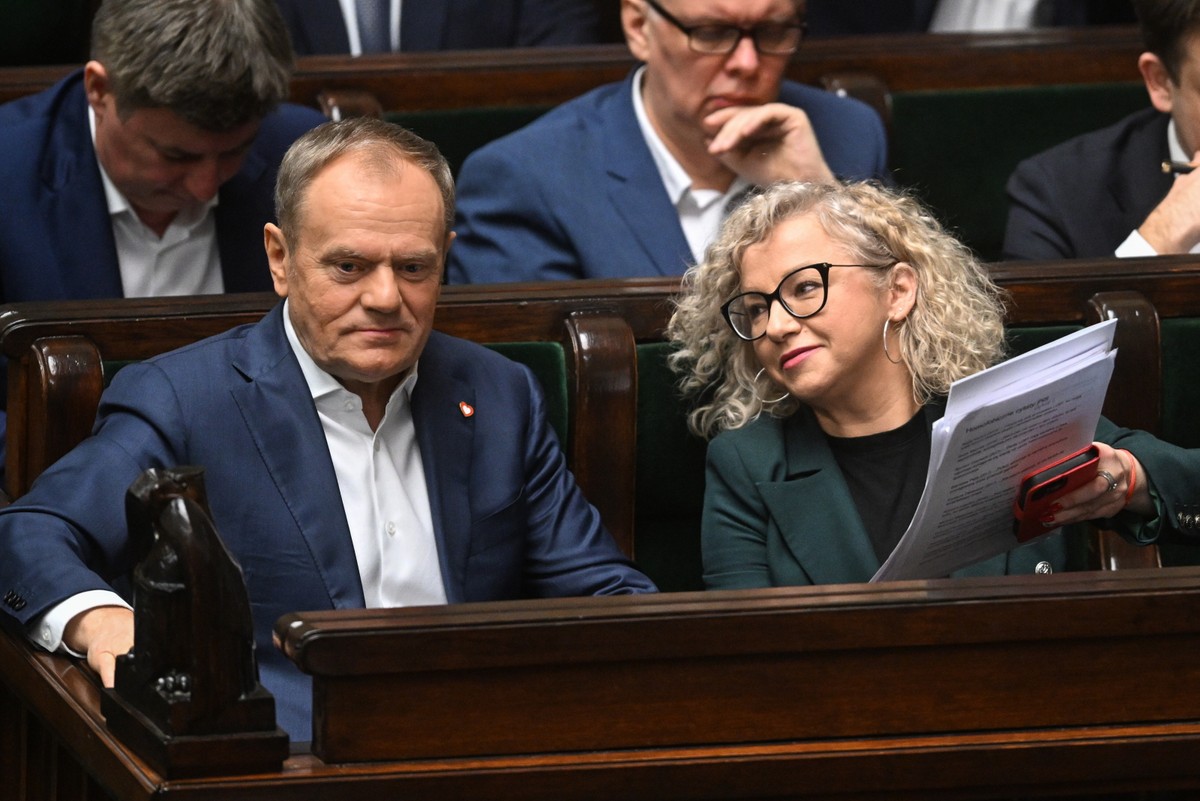 Donald Tusk, Katarzyna Kotula