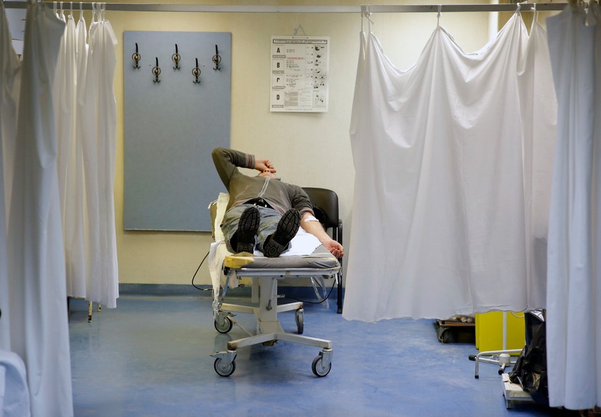 Otac, sin i zet su odmah prevezeni na Vojnomedicinsku akademiju