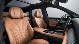 oto nowy suv dla dużej rodziny. silnik 1.5 deklasuje zasięgiem. ile kosztuje?