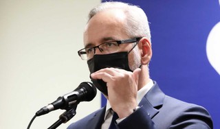 Trzecia dawka szczepionki dla osób z zaburzeniami odporności. Niedzielski: Mamy akceptację Rady Medycznej