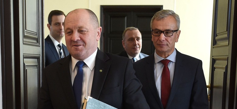 Sawicki spiera się o... dziki. "Pieniądze to nie zasługa Izdebskiego"