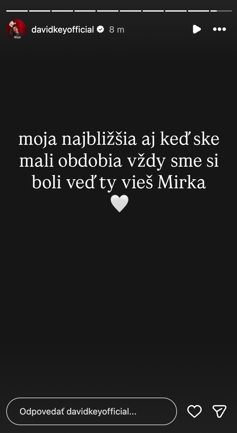 O Fabušovej informoval David Key.