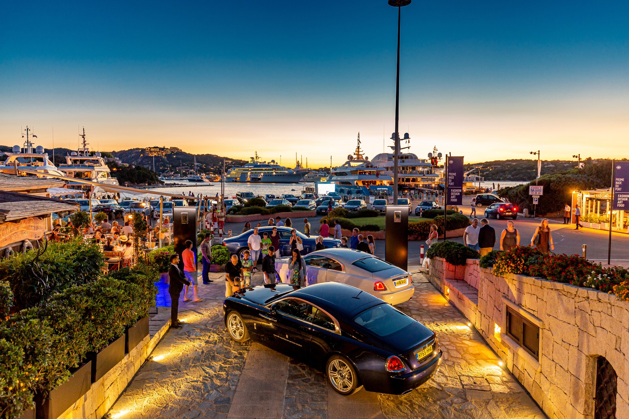 Porto Cervo je srdcom luxusného smaragdového pobrežia Costa Smeralda na Sardínii.