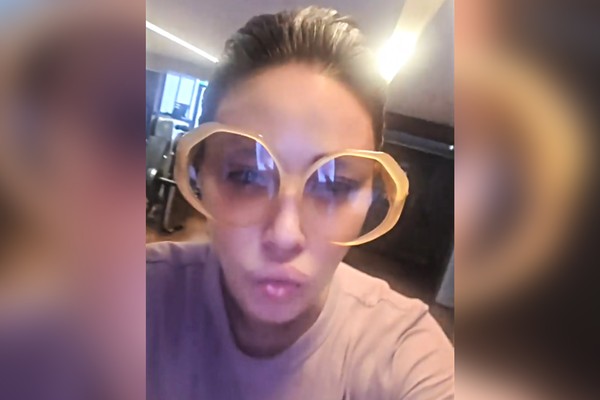 Vrhovni vođa Irana Ali Hamnei ispred slike nekadašnjeg vrhovnog vođe Ruholaha Homeinija