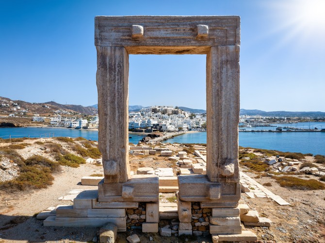 Naksos, Portara