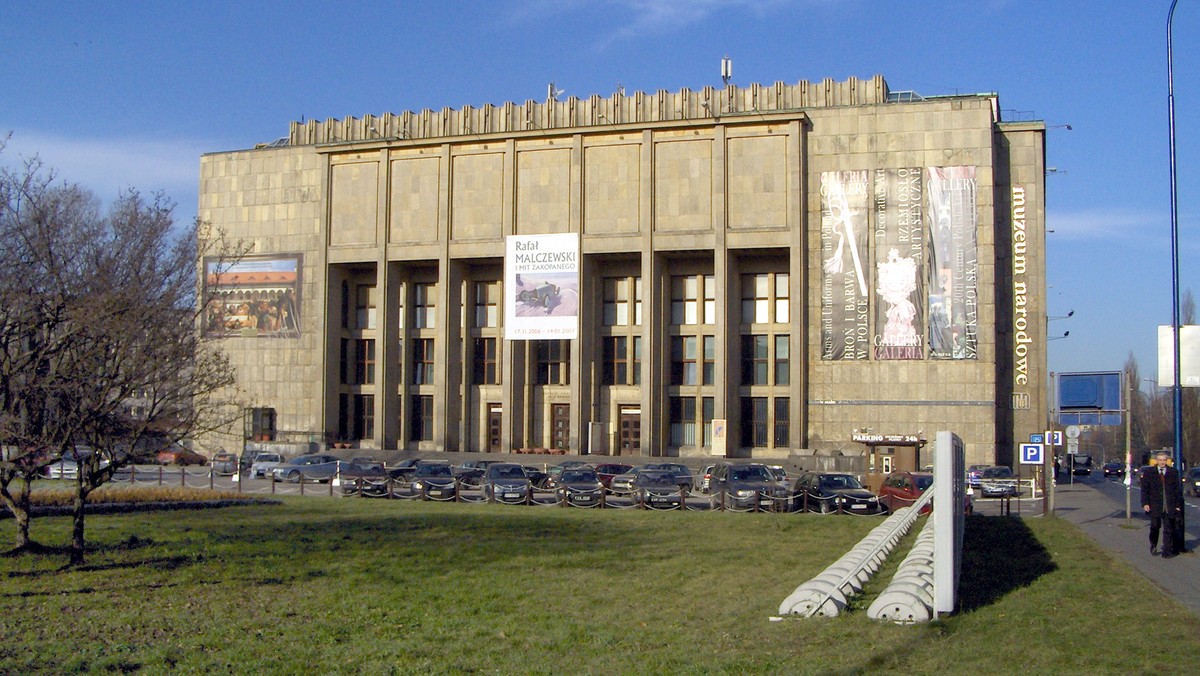 23 czerwca Muzeum Narodowe w Krakowie (MNK) udostępni zwiedzającym monumentalną, jedną z największych w Polsce, wystawę "Dziedzictwo". Dzień wcześniej, 22 czerwca, odbędzie się wernisaż ekspozycji z udziałem pary prezydenckiej.