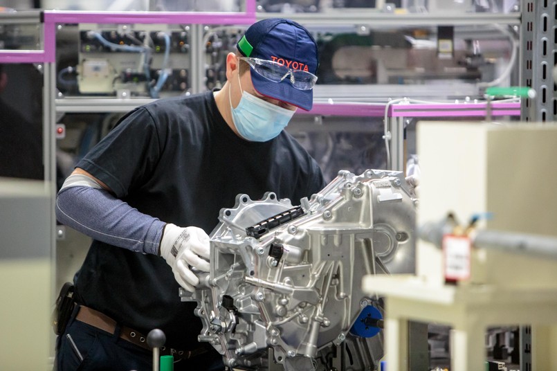 Toyota Motors Manufacturing Poland. Linia produkcyjna nowych, hybrydowych skrzyń biegów