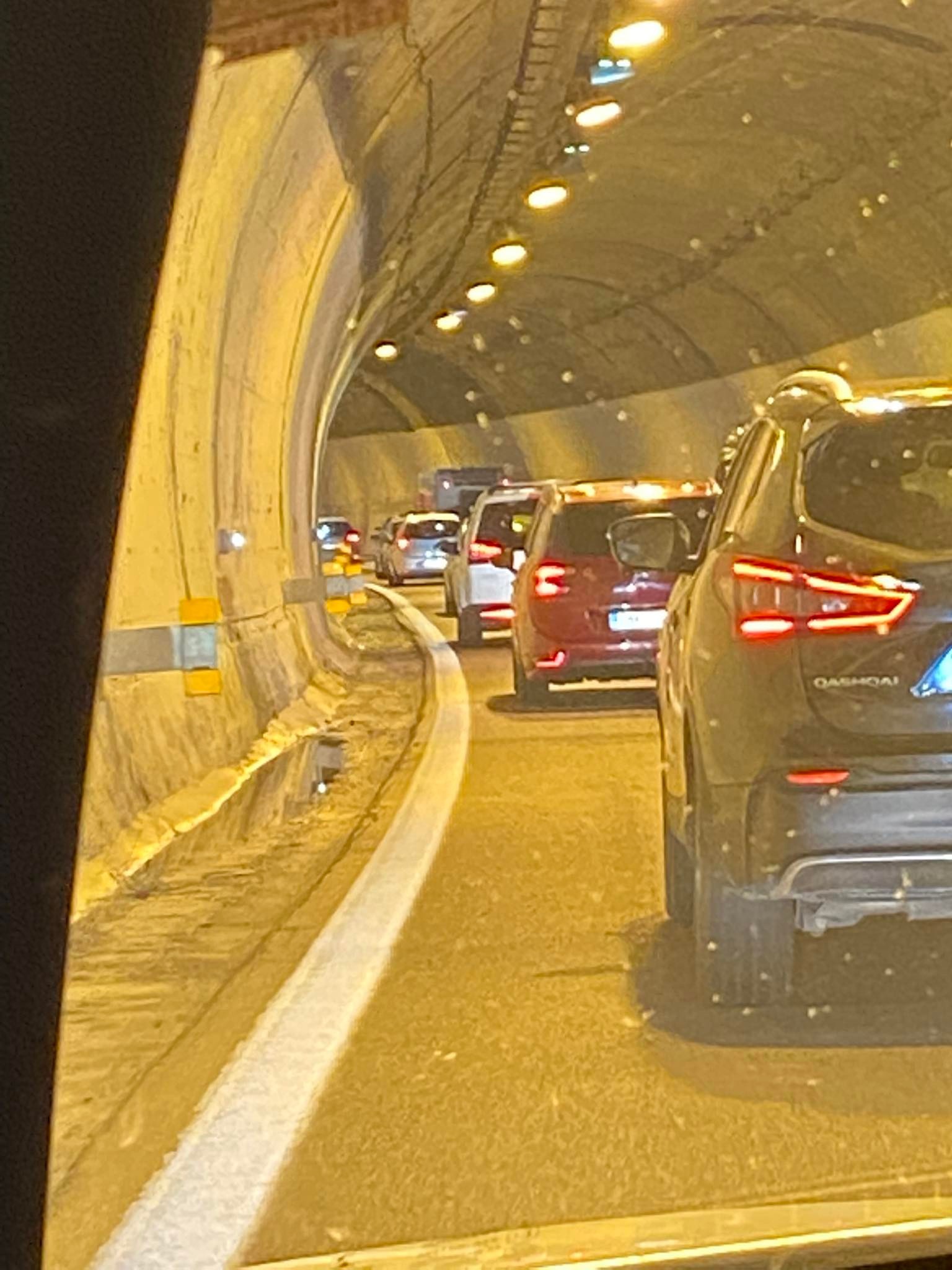 Na ceste z Talianska do Rakúska sa tvoria kolóny.